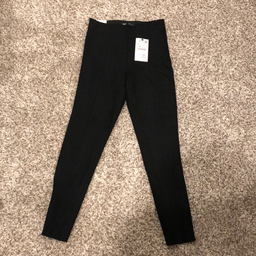 Zara women’s black velvet leggings - small